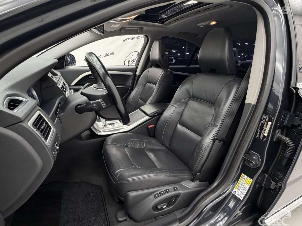 Volvo S80, 3.0 l., Седан