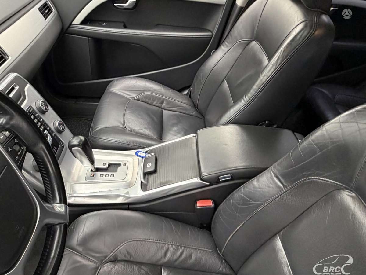 Volvo S80, 3.0 l., Седан