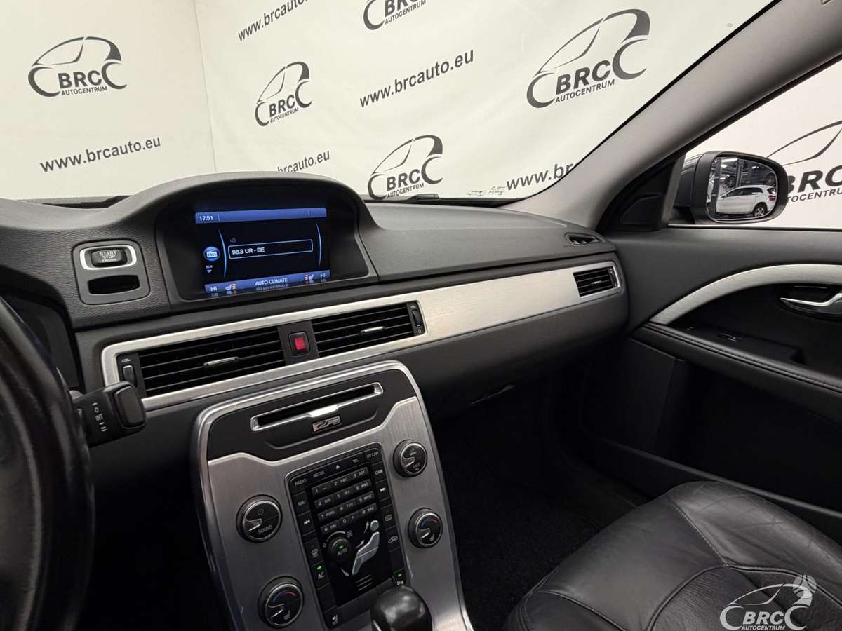 Volvo S80, 3.0 l., Седан