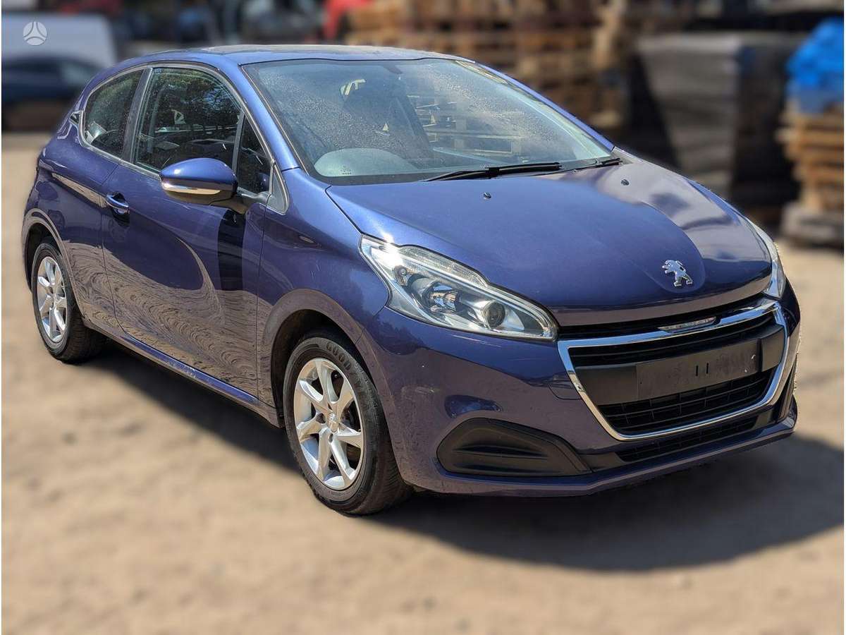 Peugeot 208 engine