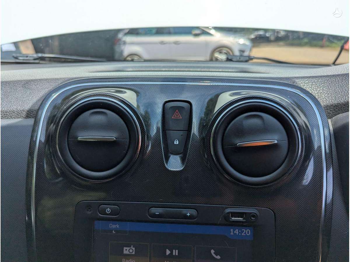 Dacia Sandero engine