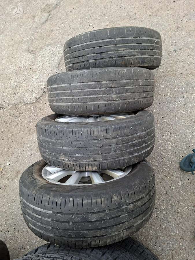 Continental, vasarinės 215/55 R16