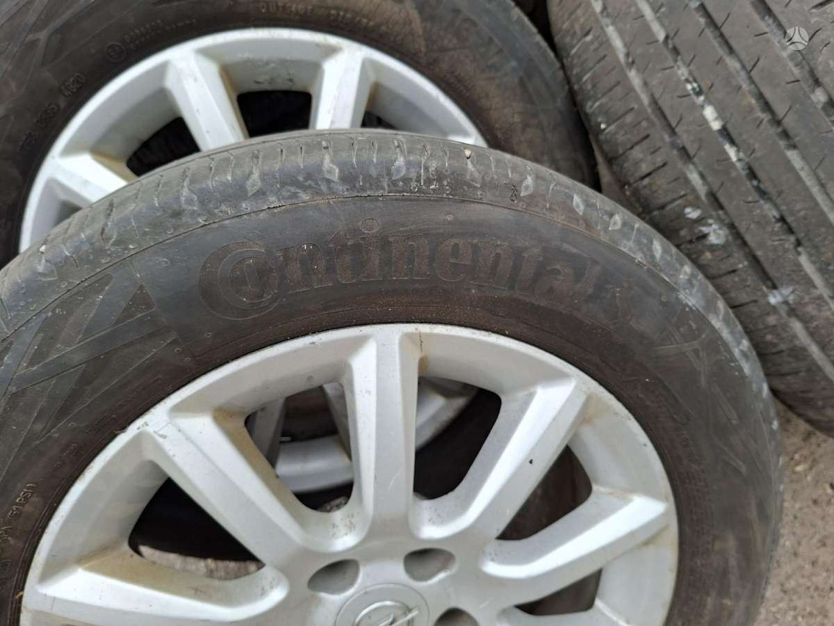 Continental, летние 215/55 R16