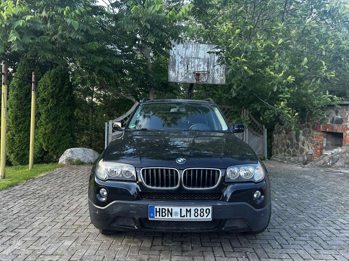 BMW X3, 2.0 l., off-road / crossover