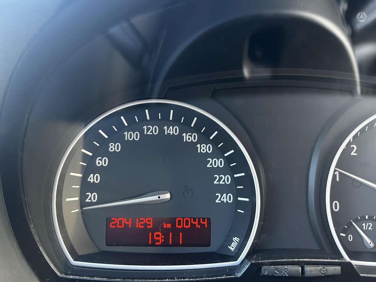 BMW X3, 2.0 l., off-road / crossover