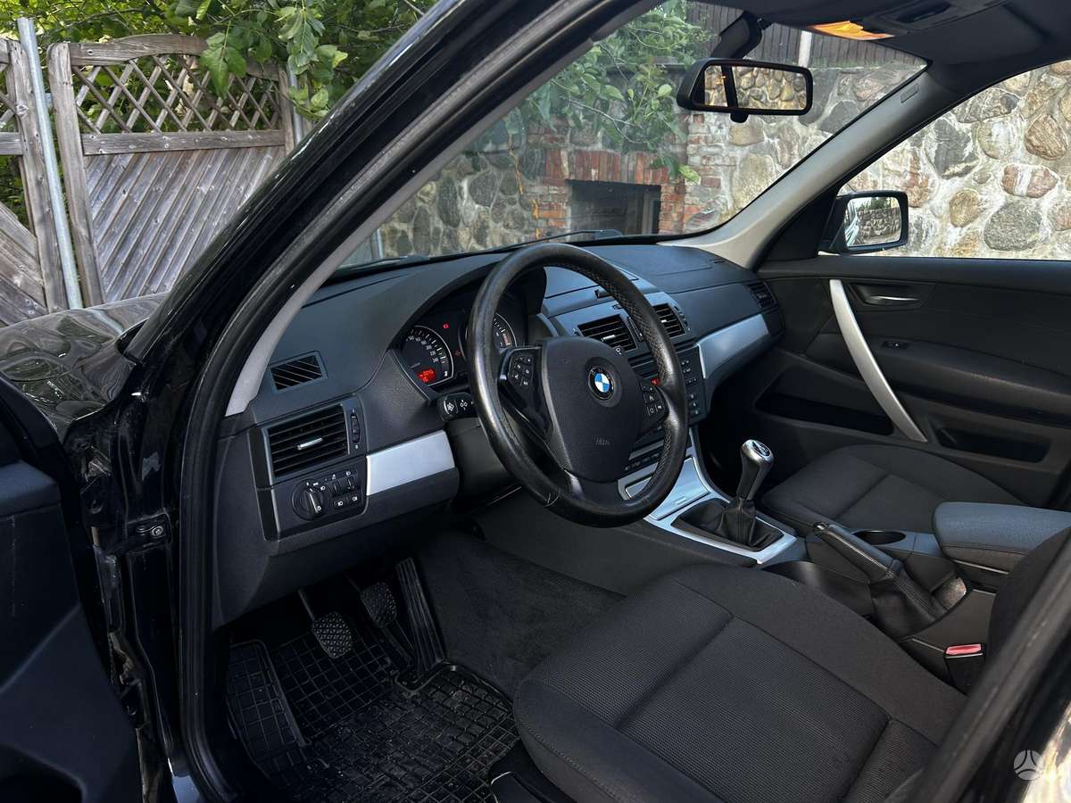 BMW X3, 2.0 l., off-road / crossover