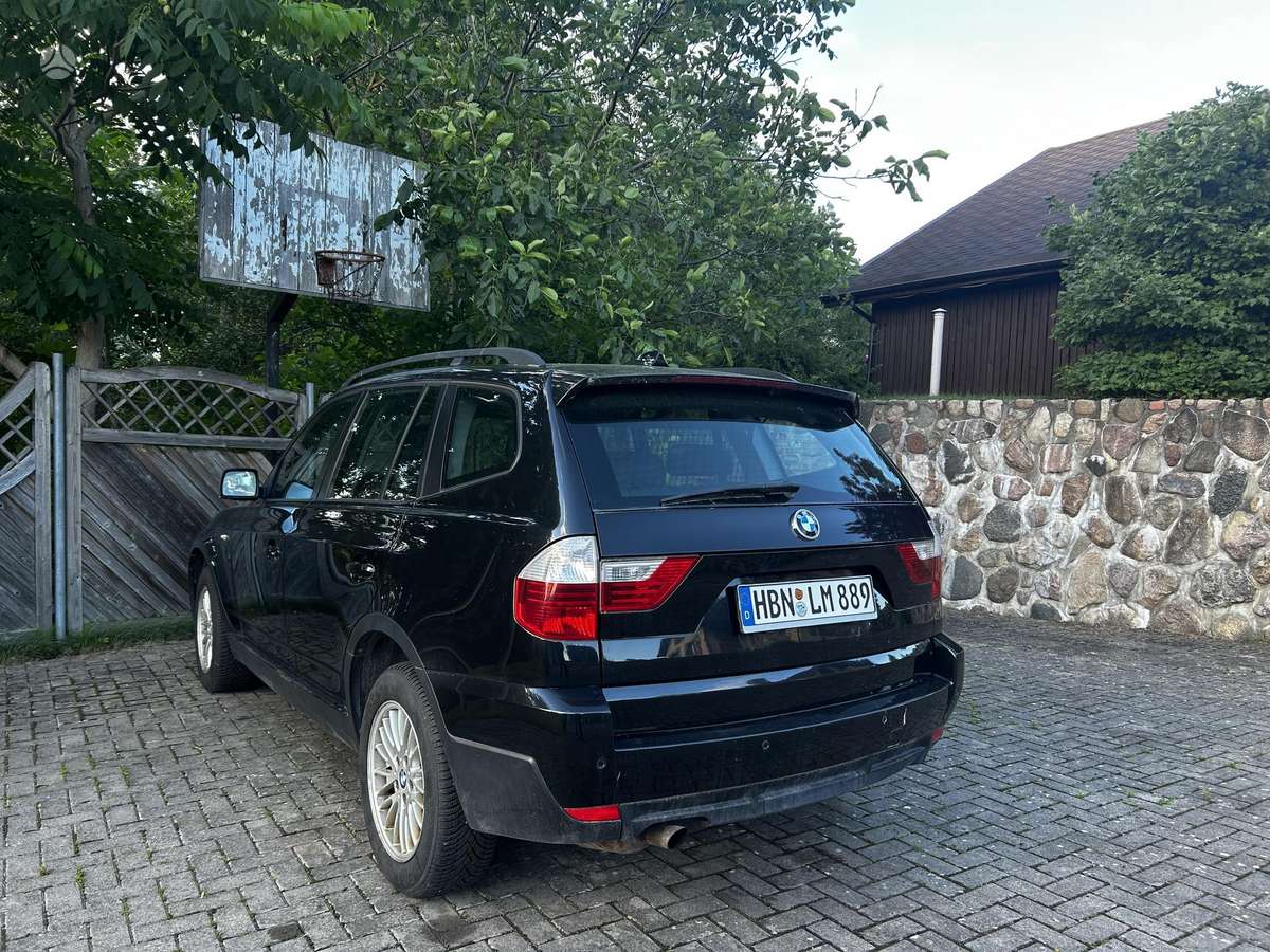 BMW X3, 2.0 l., off-road / crossover