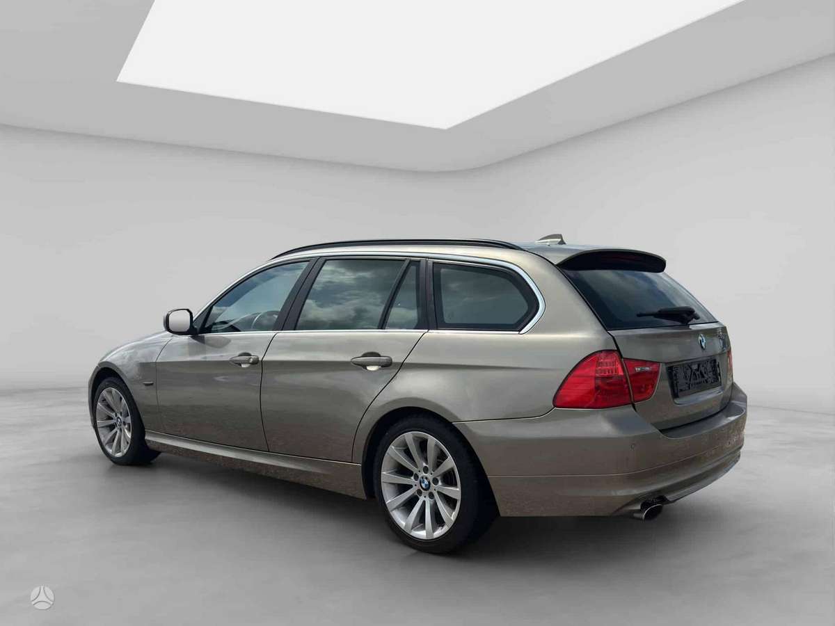 BMW 318, 2.0 l., universalas