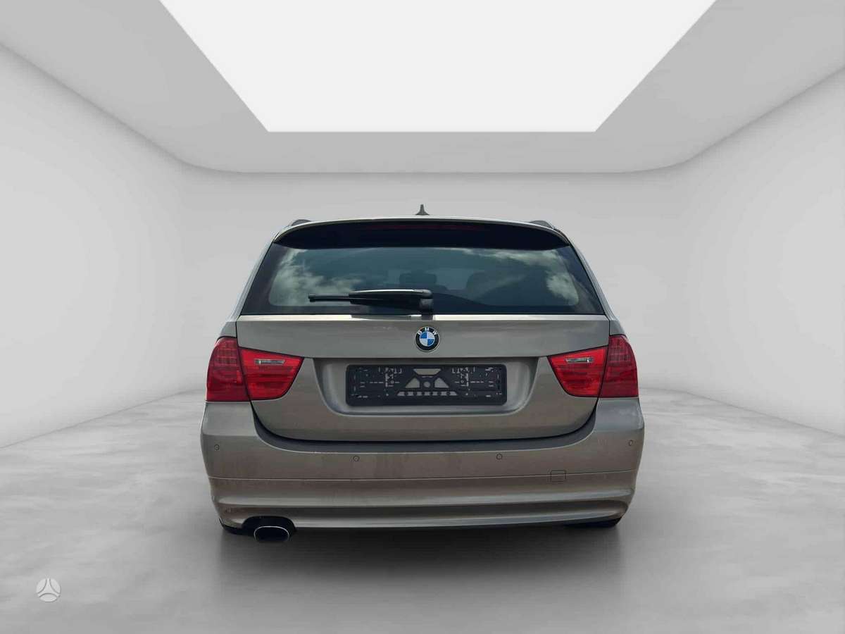 BMW 318, 2.0 l., Универсал