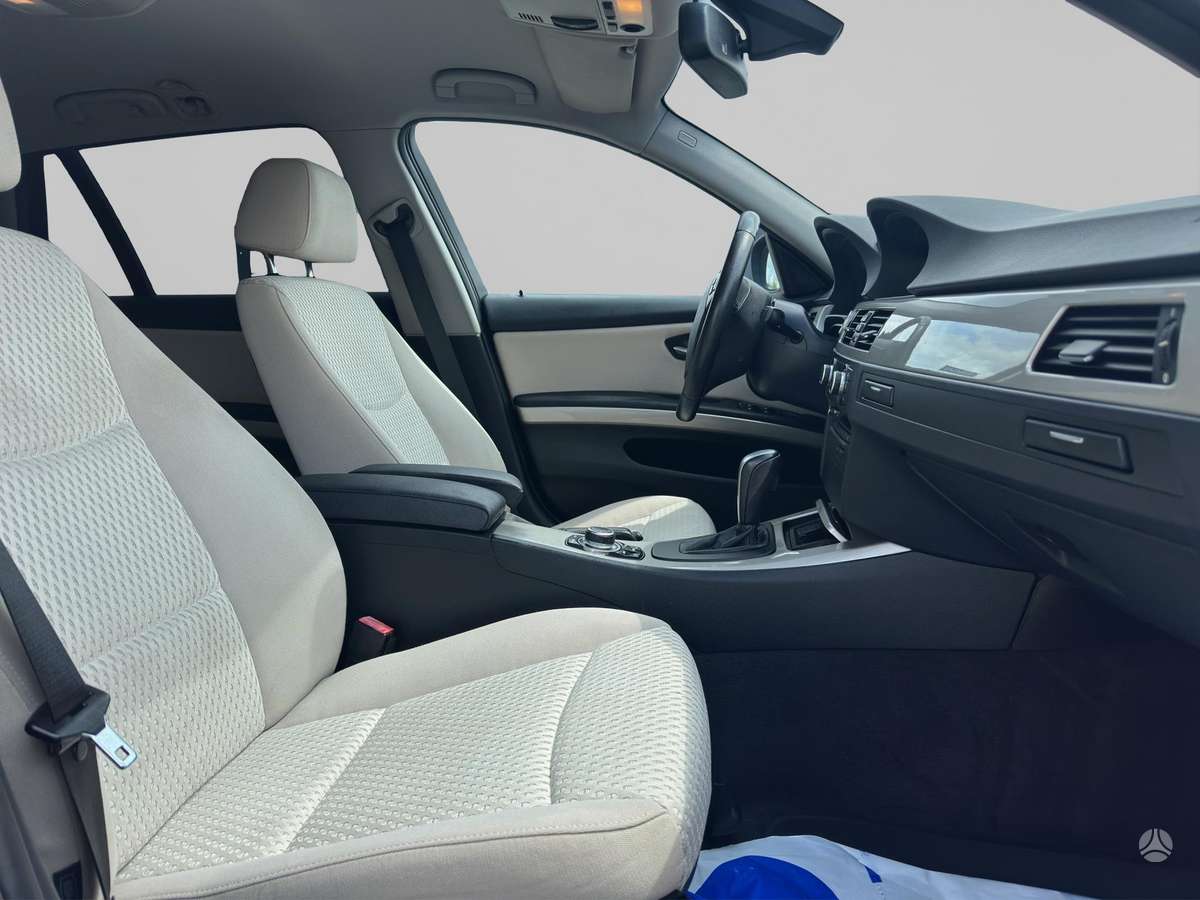 BMW 318, 2.0 l., universalas