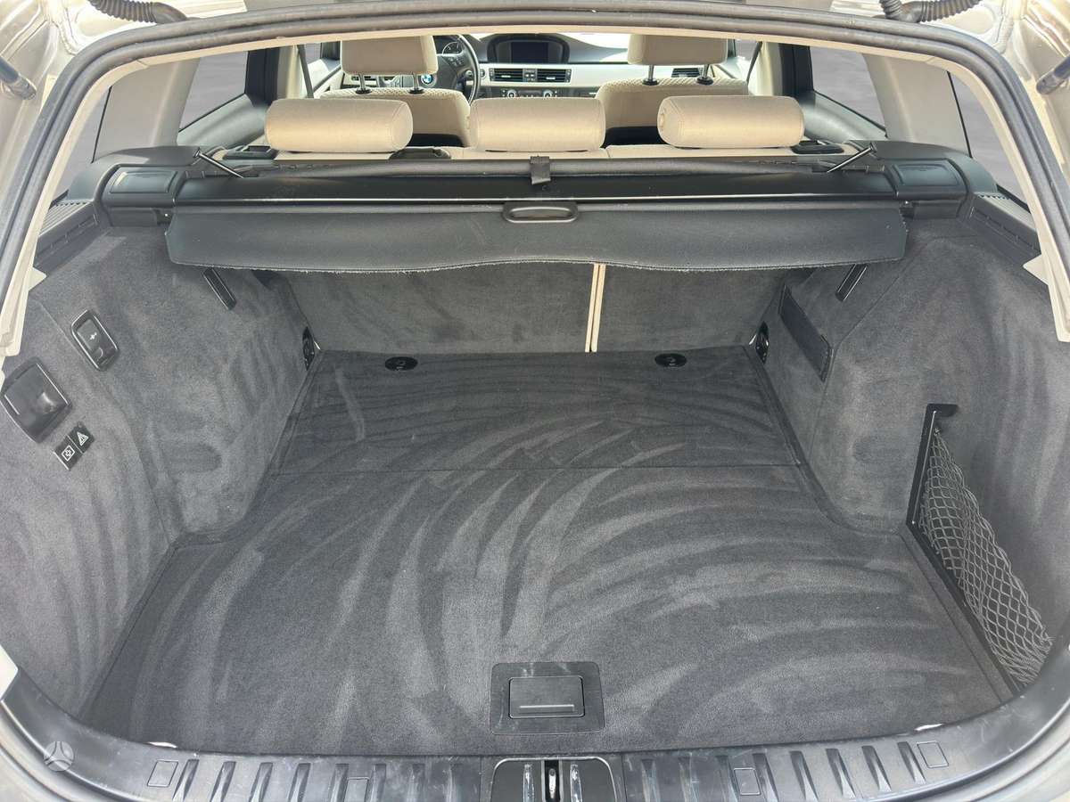 BMW 318, 2.0 l., universalas
