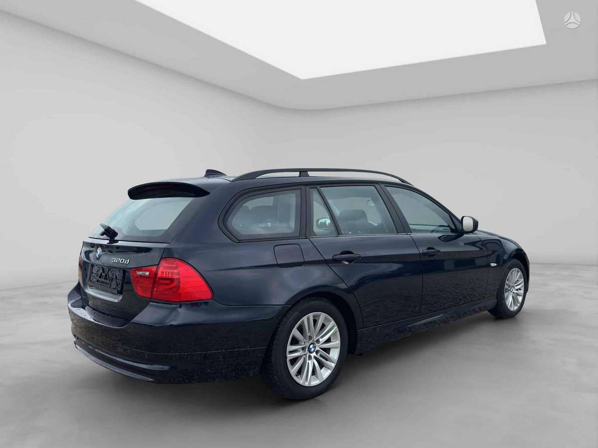 BMW 320, 2.0 l., universalas