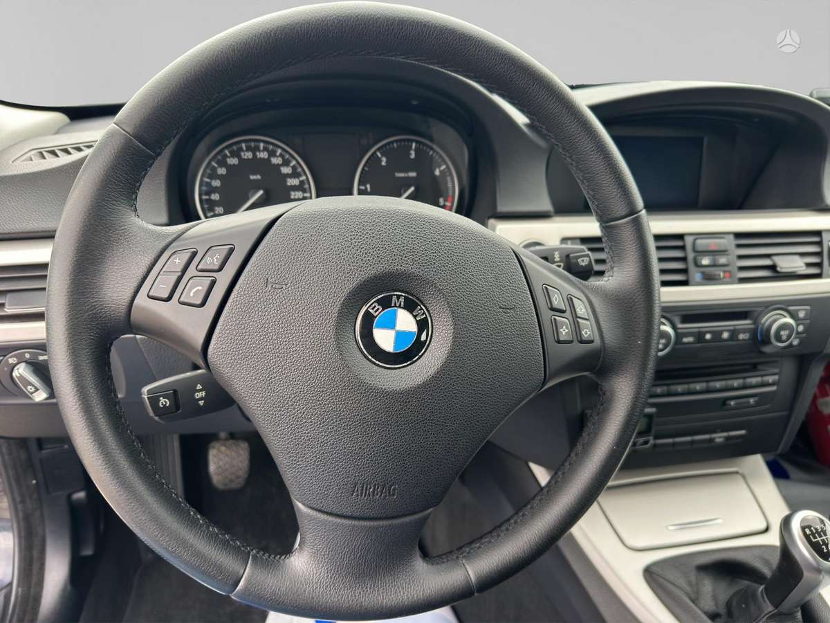 BMW 320, 2.0 l., universalas