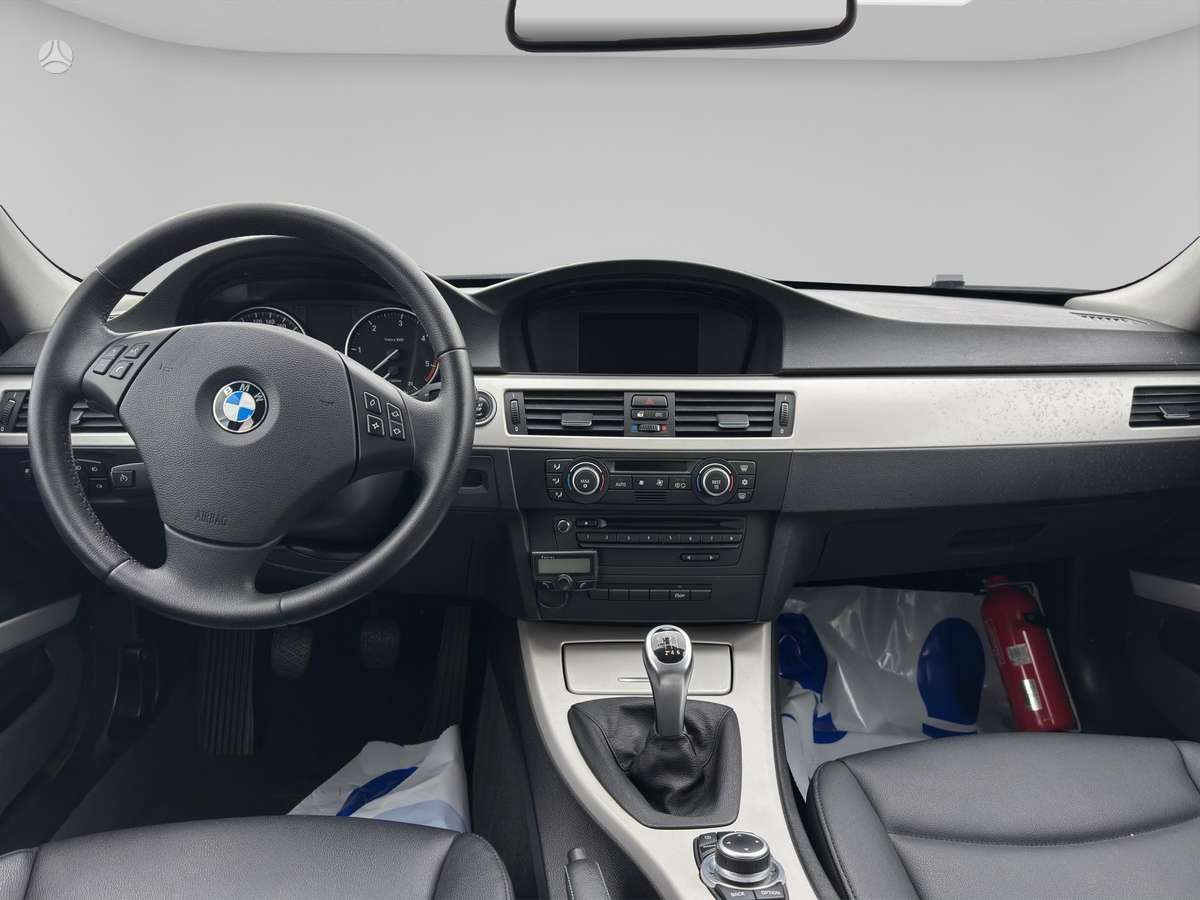 BMW 320, 2.0 l., universalas