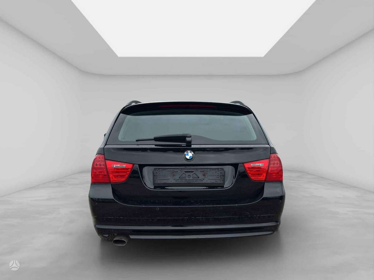 BMW 318, 2.0 l., Универсал