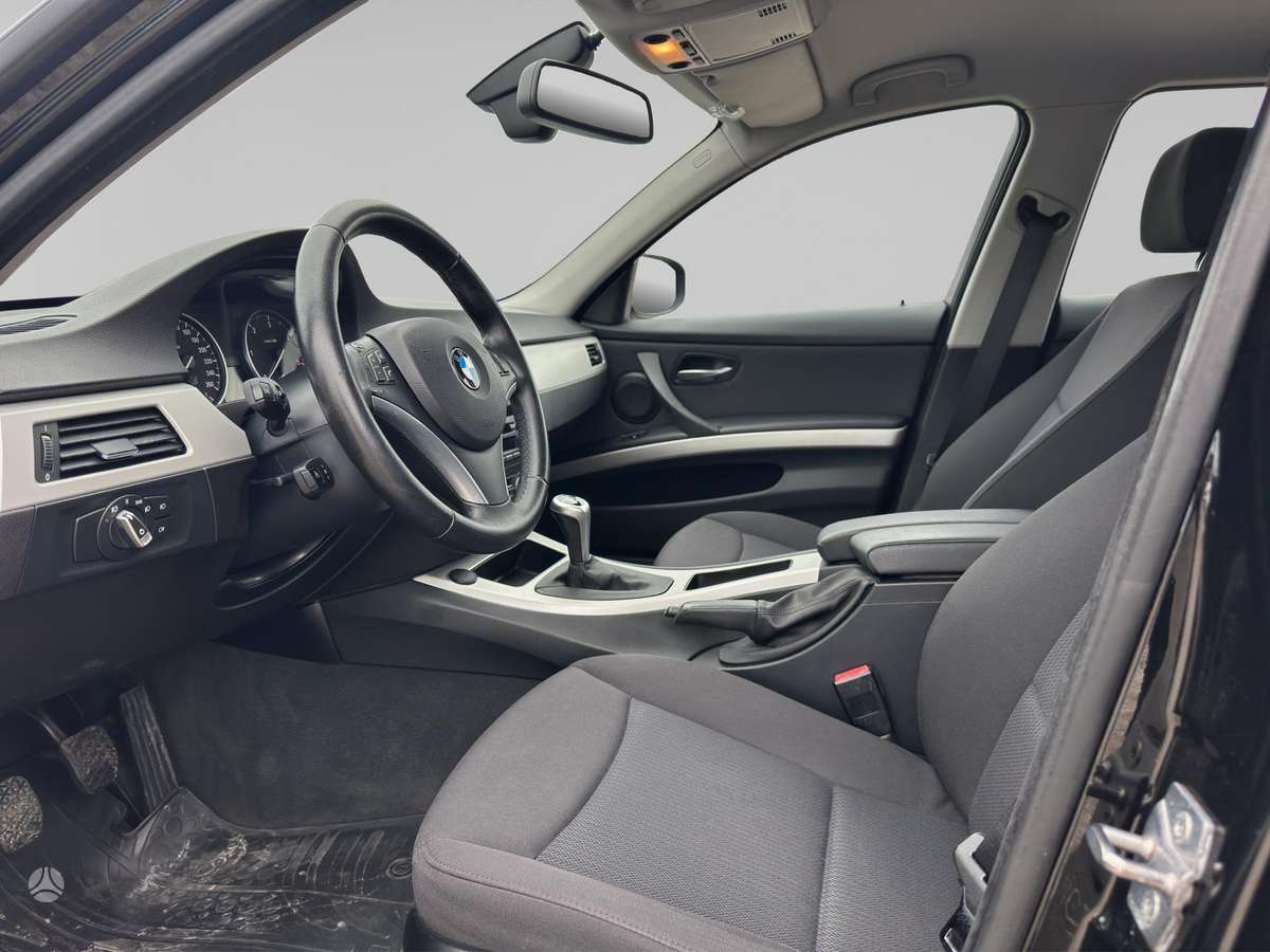 BMW 318, 2.0 l., Универсал