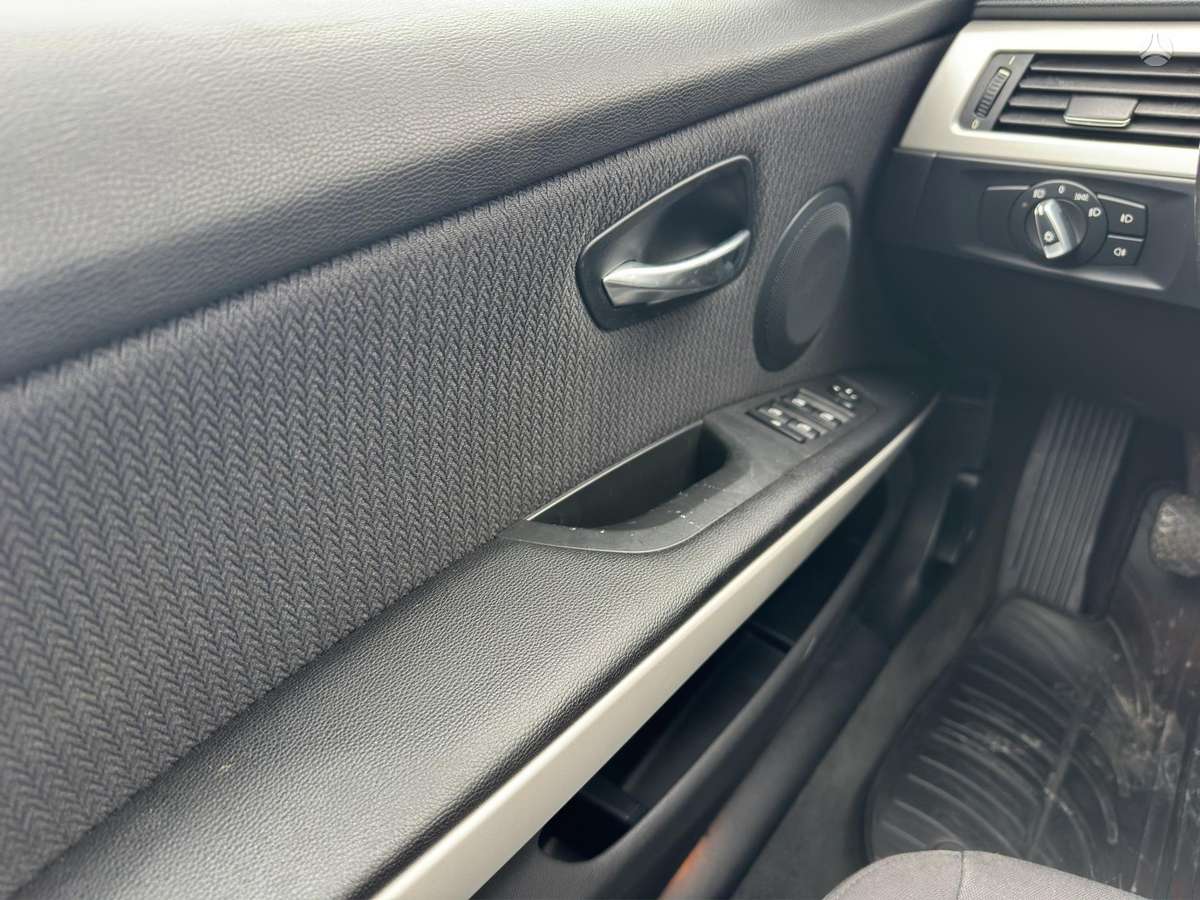 BMW 318, 2.0 l., Универсал