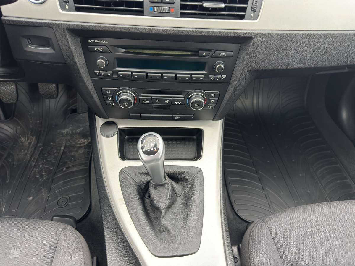BMW 318, 2.0 l., Универсал