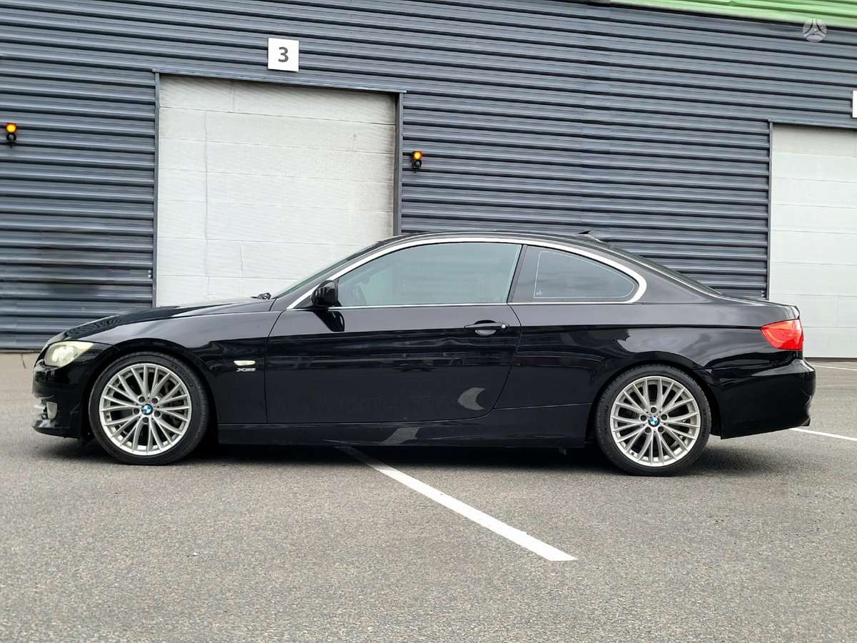 BMW 335, 3.0 l., Купе (coupe)