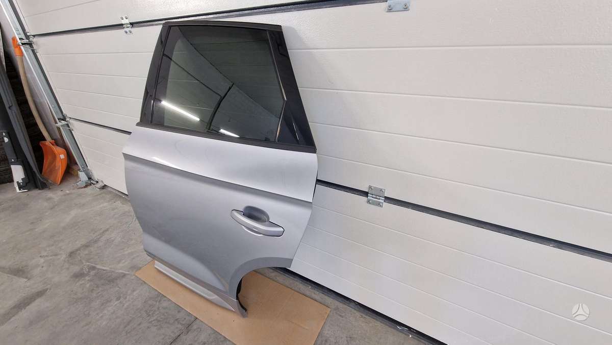 Audi Q5 doors