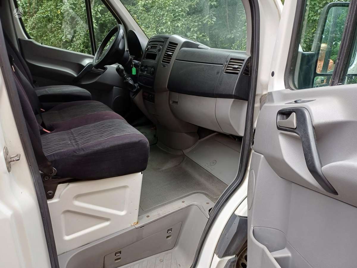 Volkswagen Crafter, passenger minibus