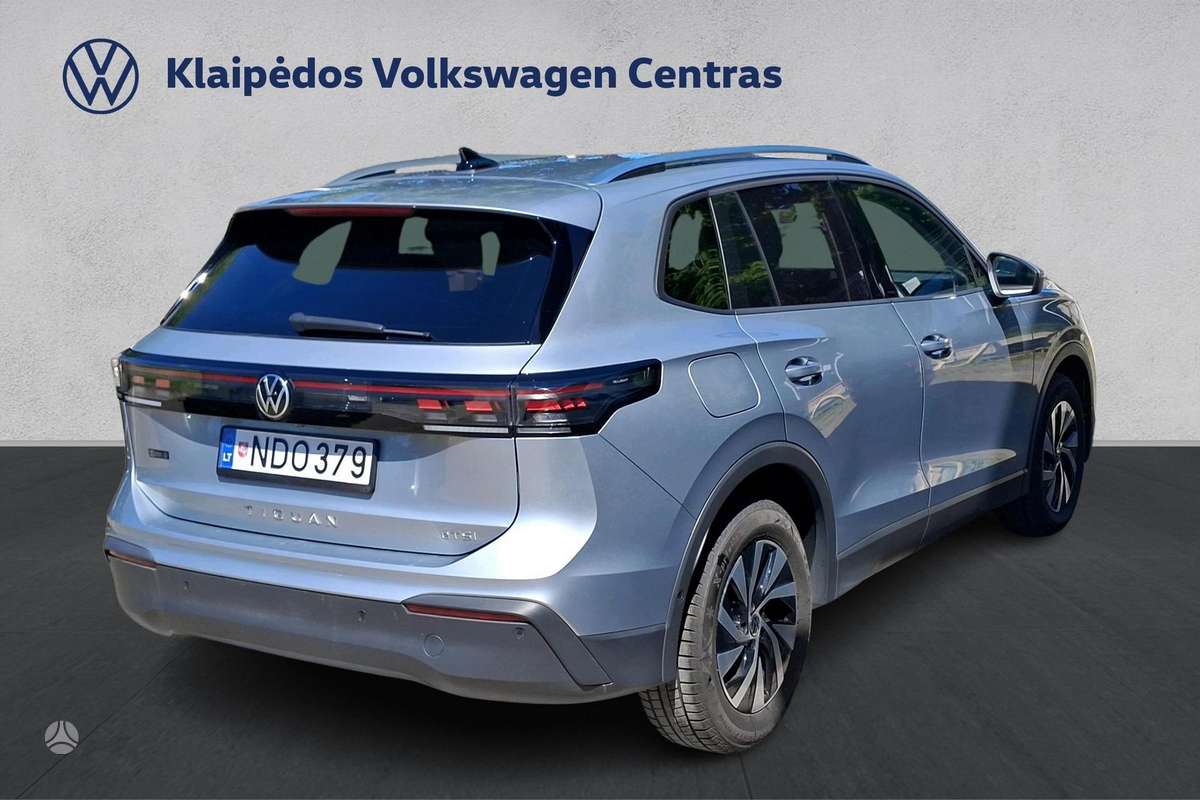 Volkswagen Tiguan - 6