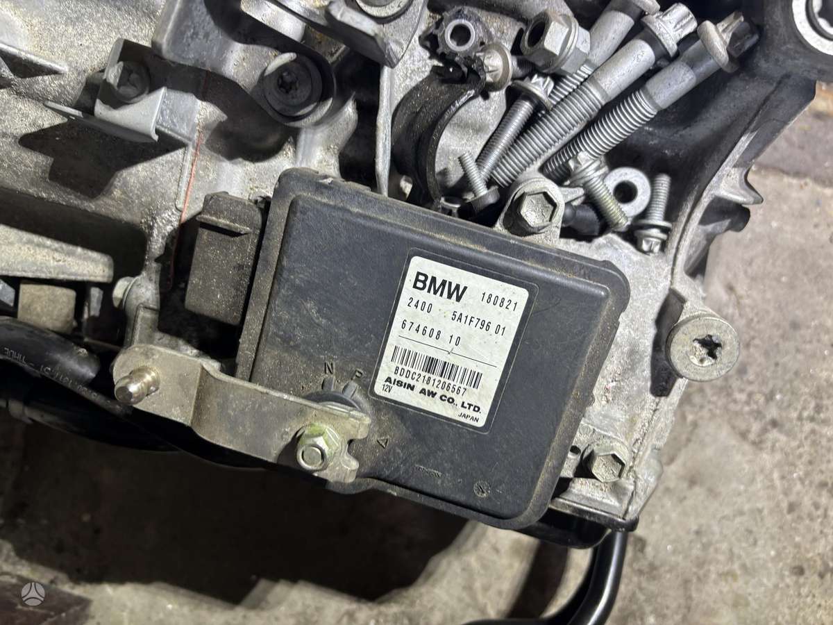 BMW X1 engine