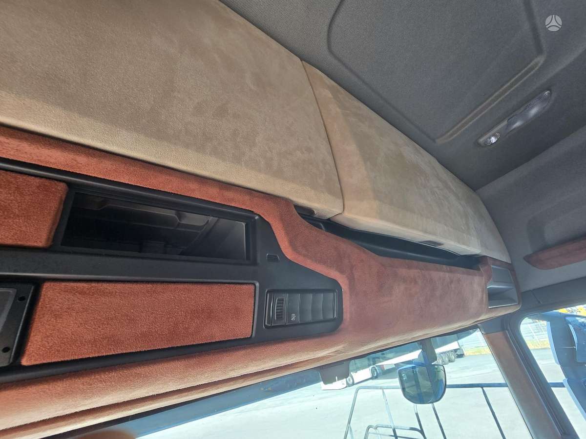Scania S 500 France, double sleeper