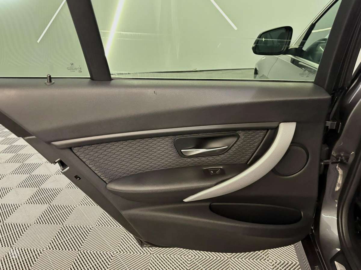 BMW 320, 2.0 l., Универсал