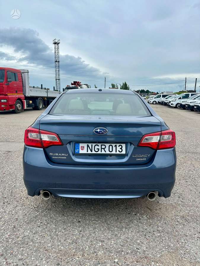 Subaru Legacy - 6