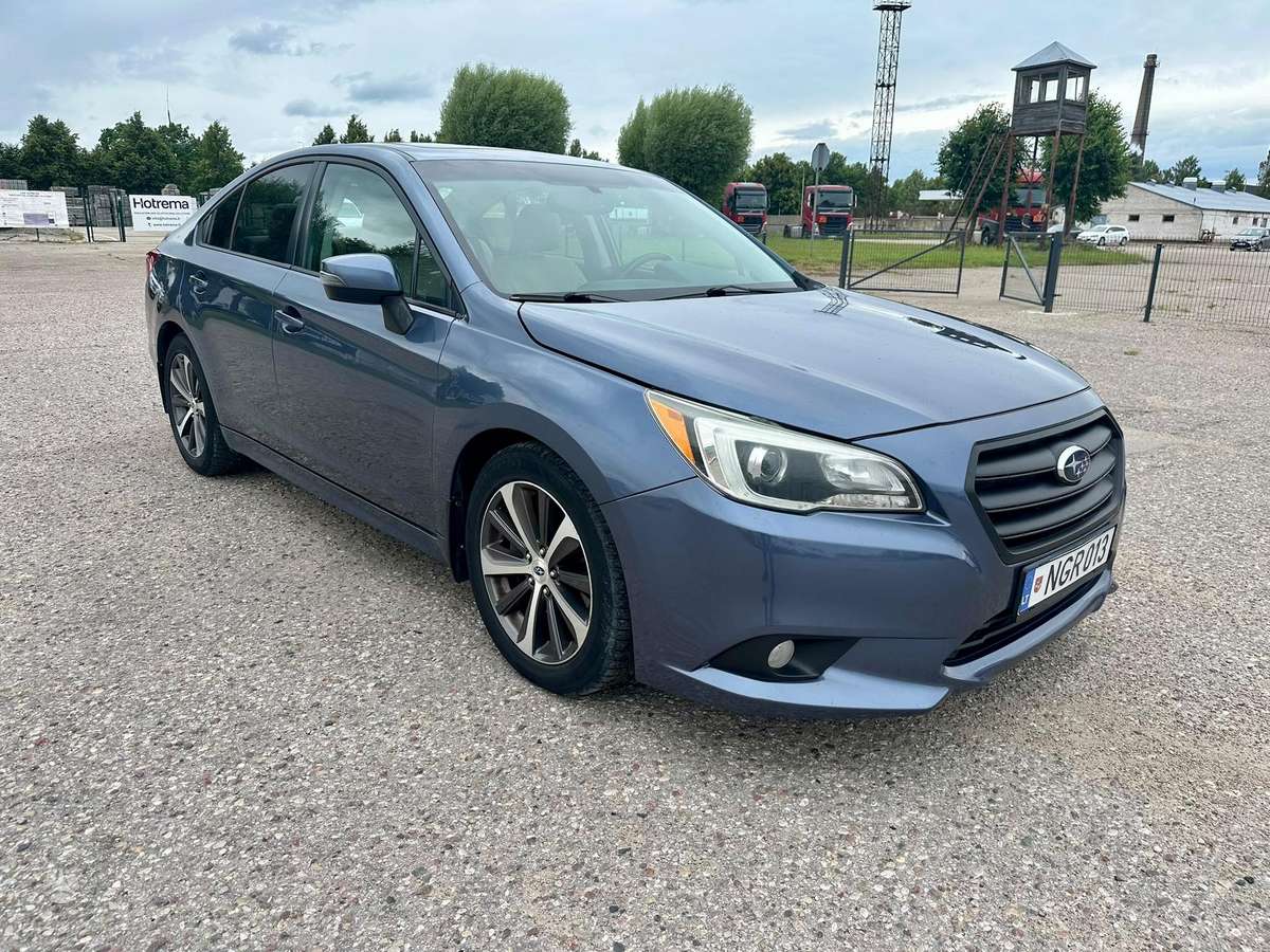 Subaru Legacy - 1