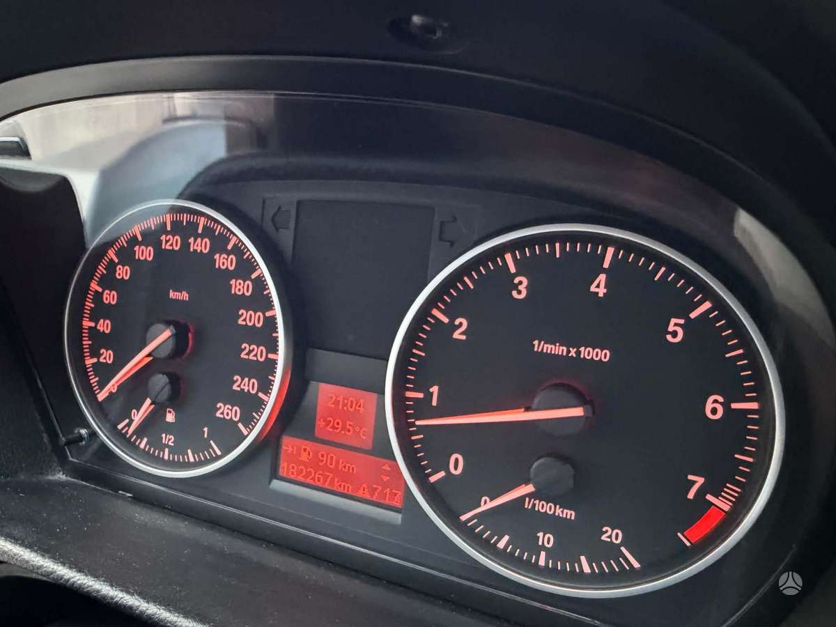 BMW 320, 2.0 l., Седан