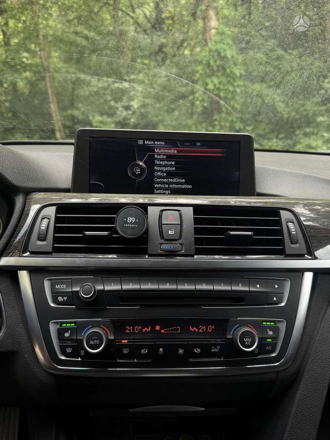 BMW 320, 2.0 l., universalas