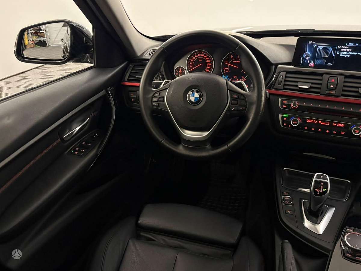 BMW 320, 2.0 l., wagon