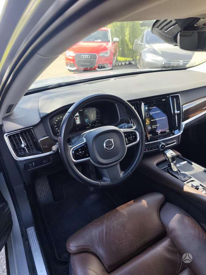 Volvo V90, 2.0 l., Универсал