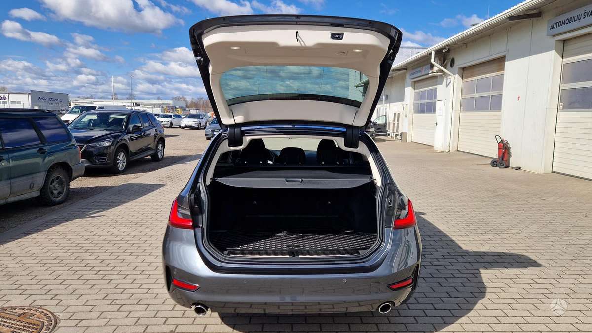 BMW 318, 2.0 l., Универсал