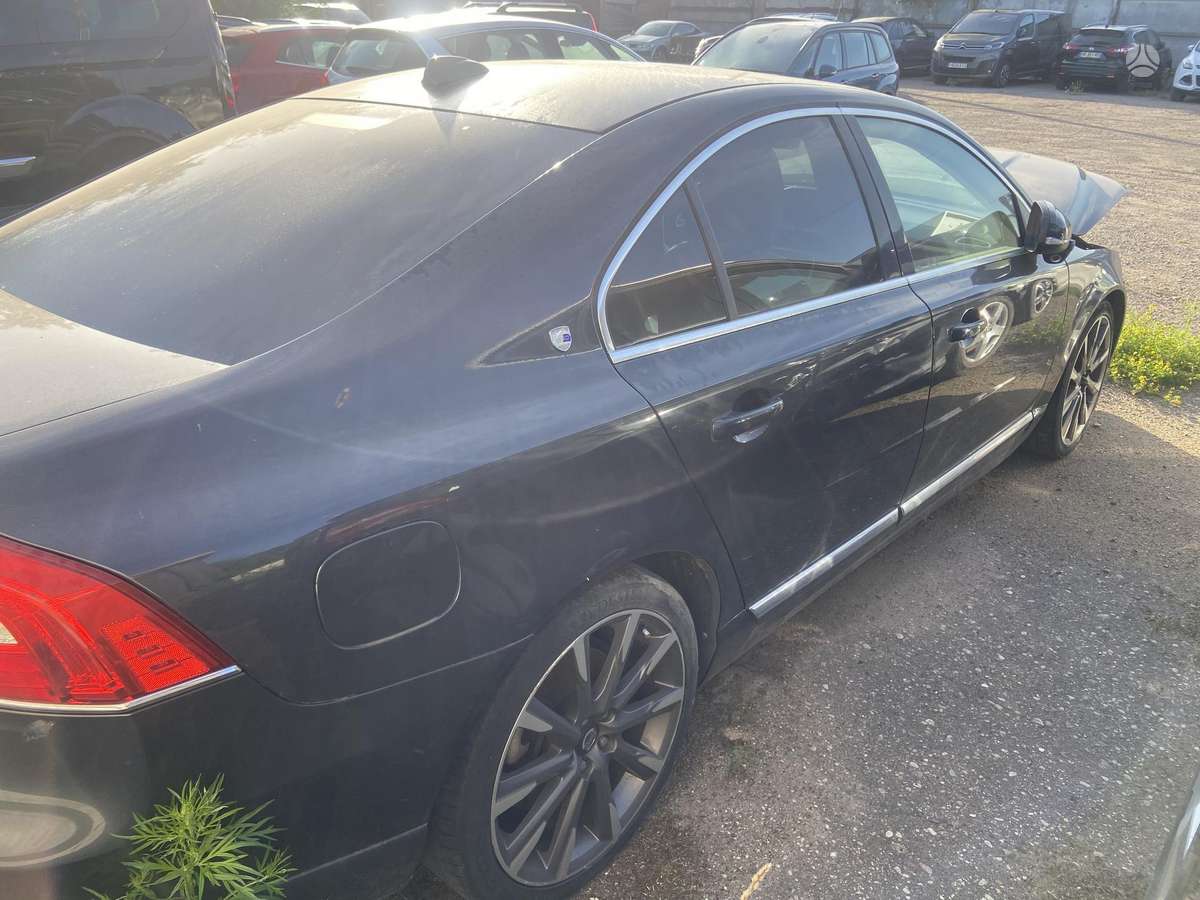 Volvo S80 по частям
