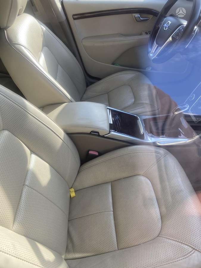 Volvo S80 по частям