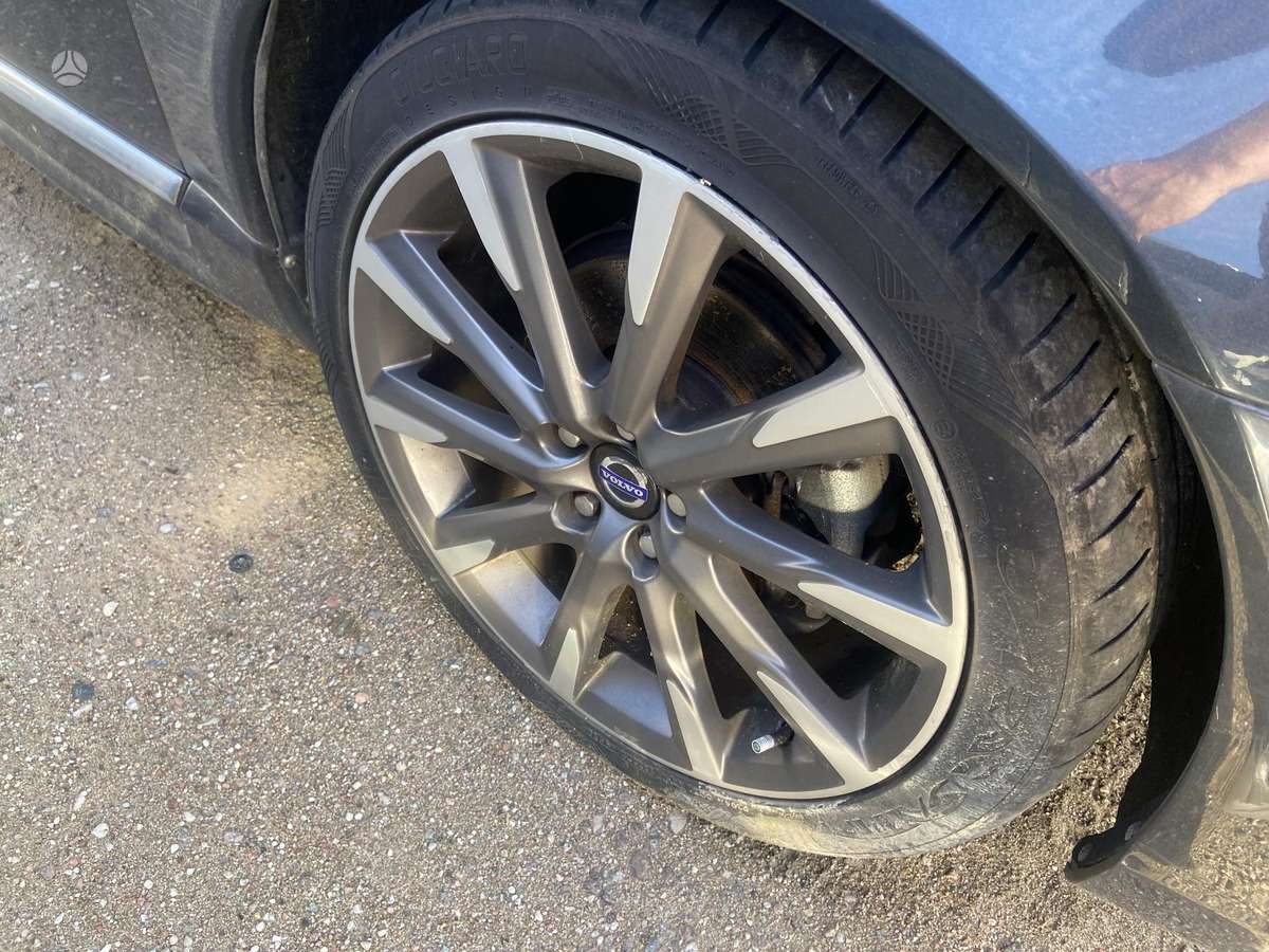 Volvo S80 for parts