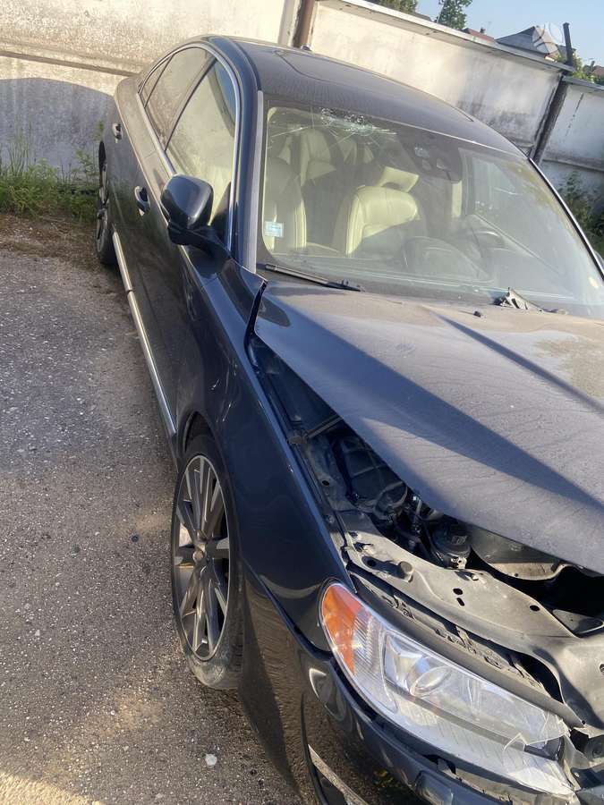 Volvo S80 dalimis