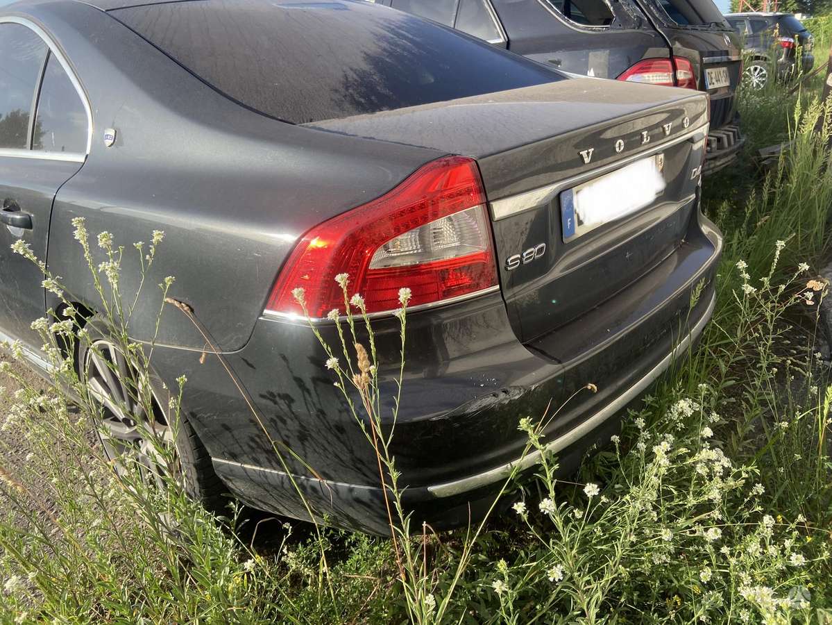 Volvo S80 по частям