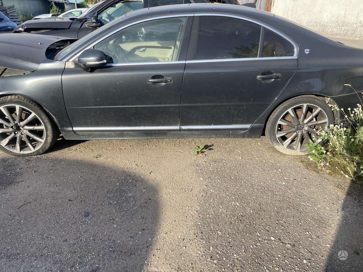 Volvo S80 dalimis