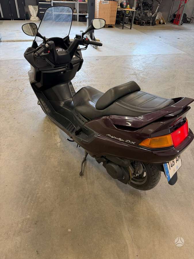 Yamaha Majesty 250cc, мотороллеры / мопеды
