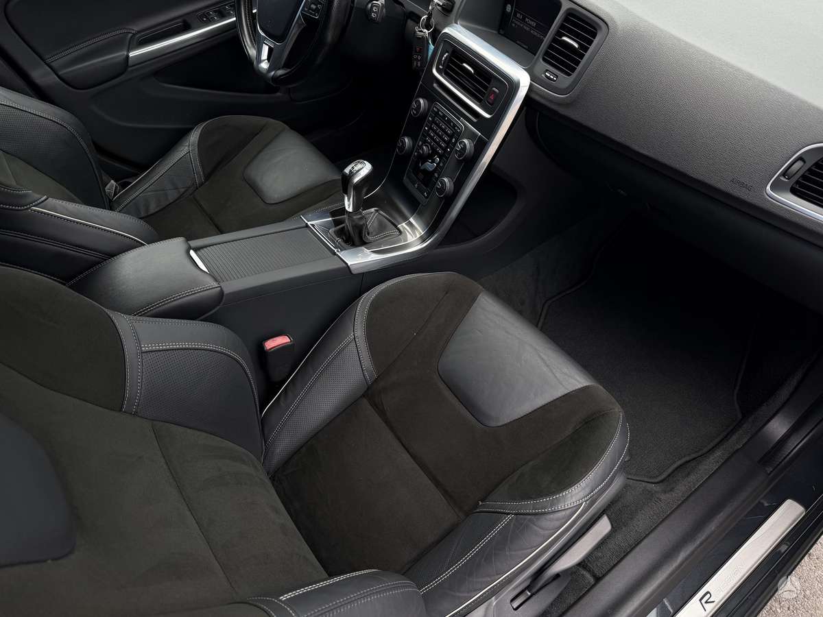 Volvo V60, 2.0 l., Универсал
