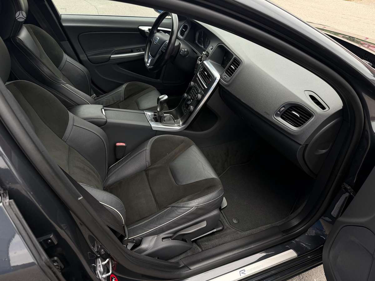 Volvo V60, 2.0 l., Универсал