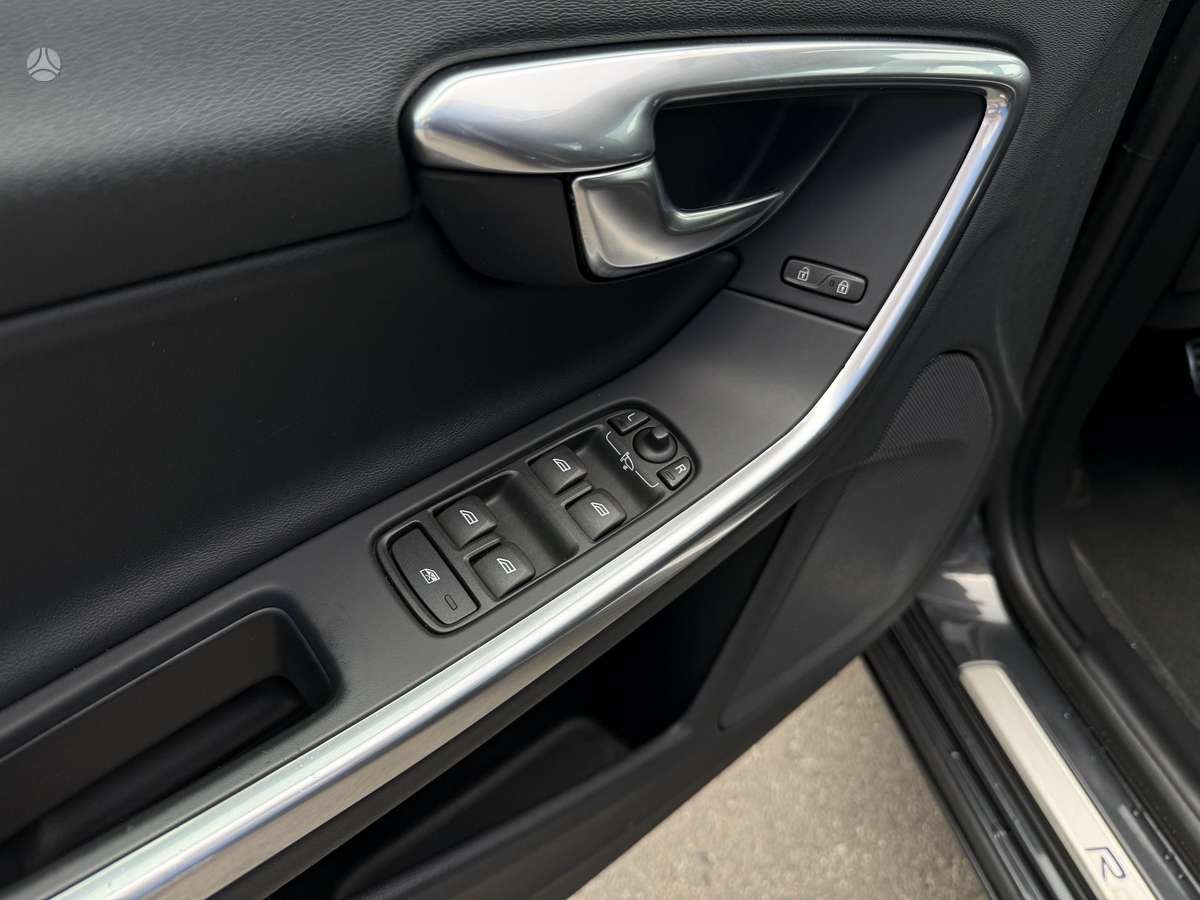 Volvo V60, 2.0 l., Универсал