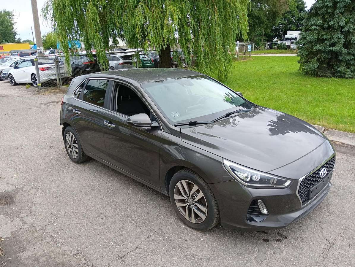 Hyundai i30, 1.6 l., hatchback