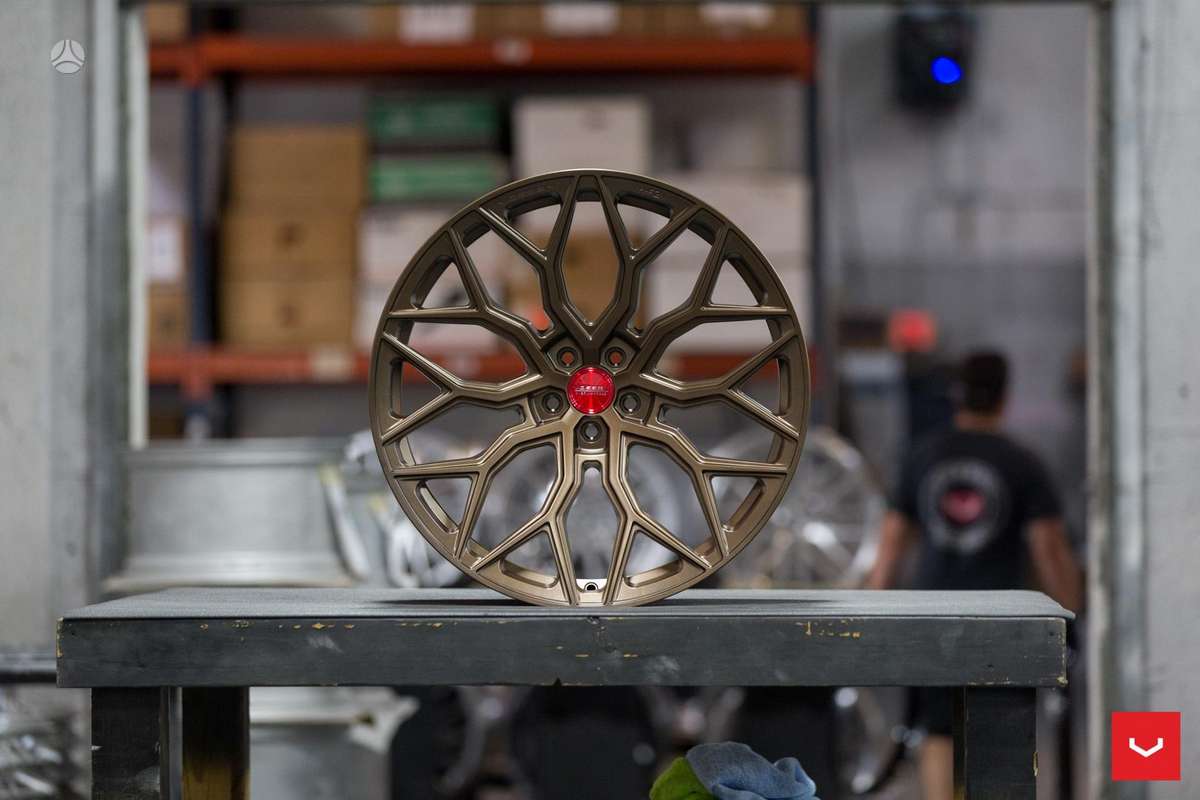 Vossen HF2, lengvojo lydinio, R19