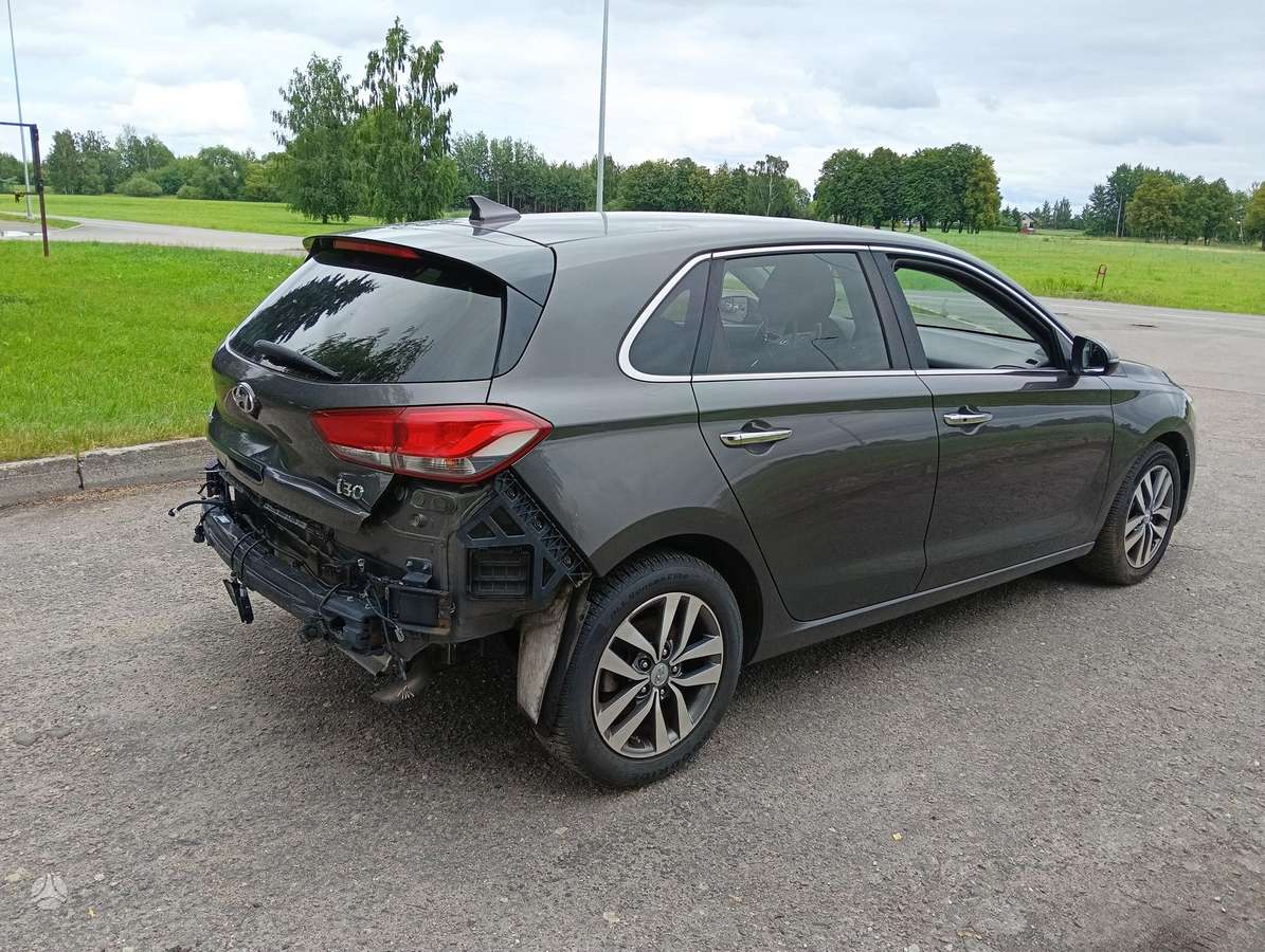 Hyundai i30, 1.6 l., hatchback