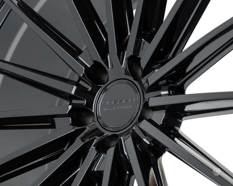 Vossen HFX4, lengvojo lydinio, R21